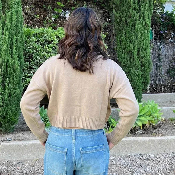 Cardigan Sweater Floral Knitted Oversized Boxsy Waist Length Khaki Brown - Picture 4 of 8